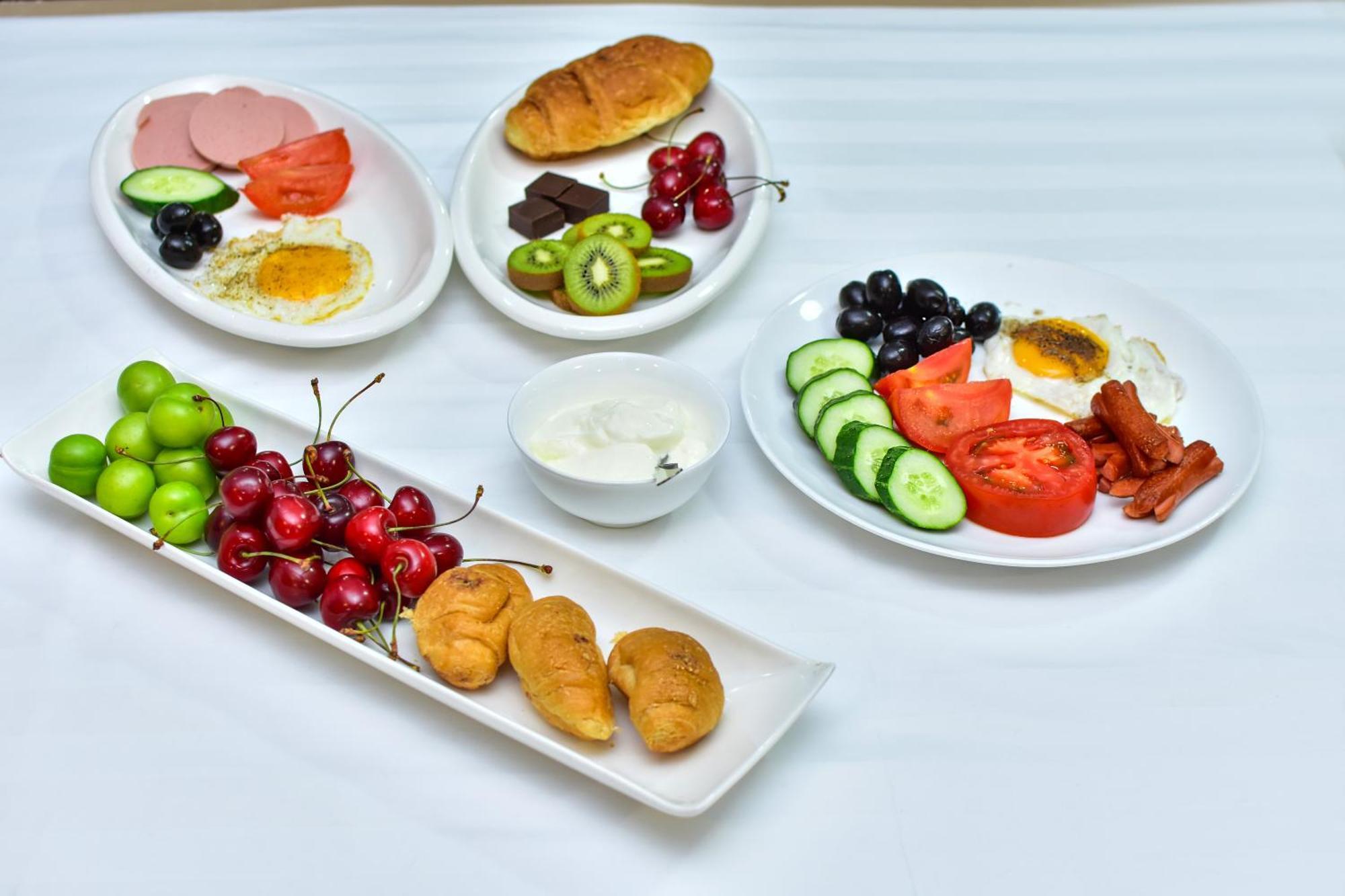 Hotel Chveni Sakhli 巴统 外观 照片